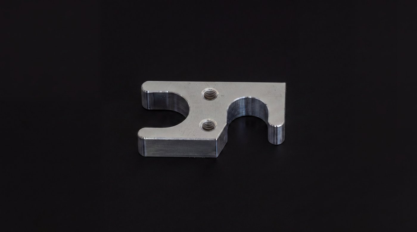 Kanal biçimli metal parça